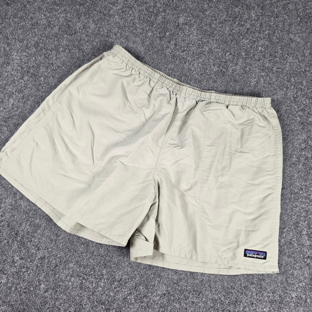 Patagonia Baggies Shorts Mens XL Light Green 5 Inch Inseam 57022 SP23 SLVG